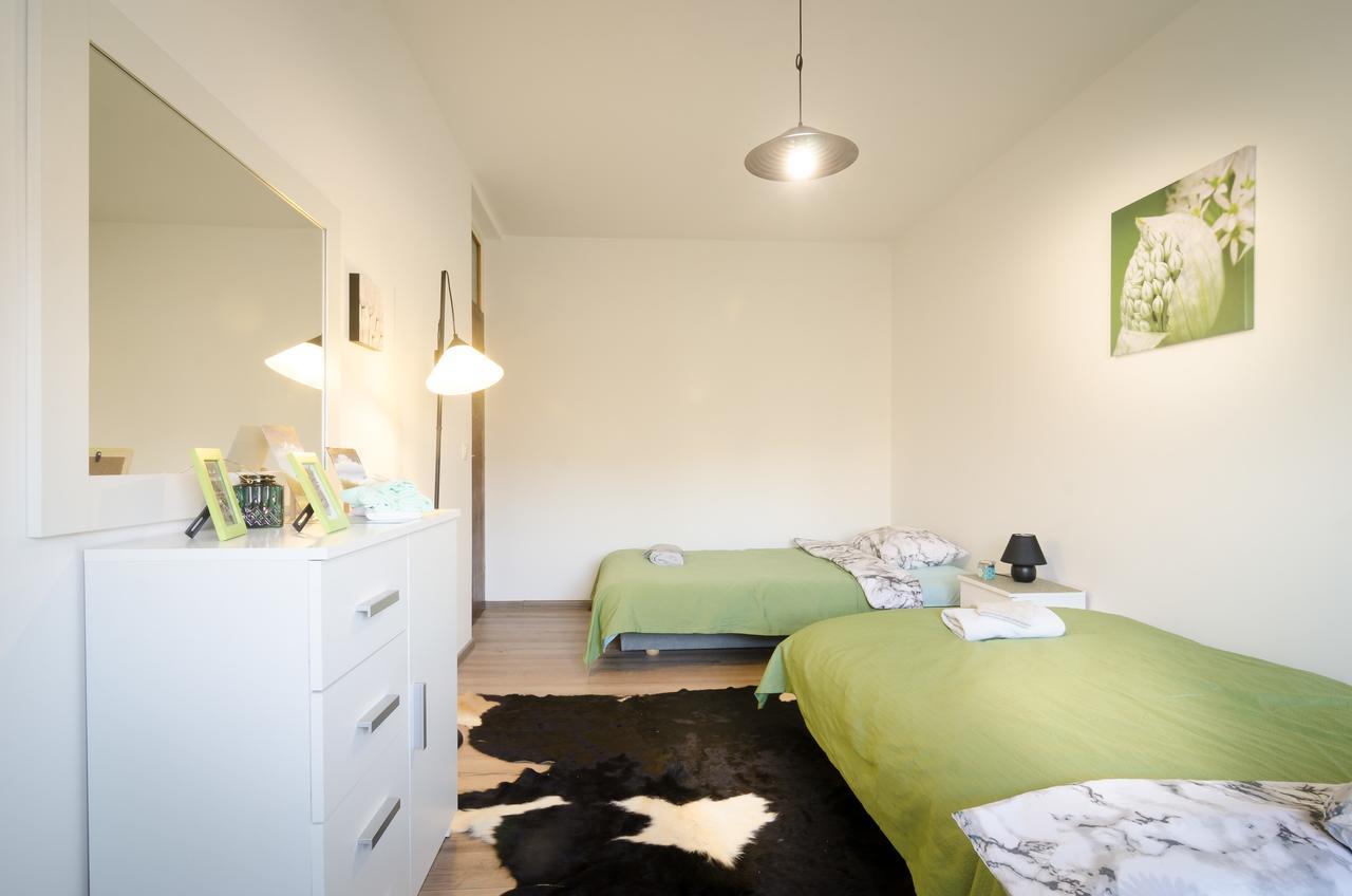 Apartment 10 Visoko Exteriör bild